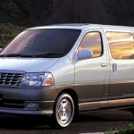 toyota_grand_hiace_white_van_2001